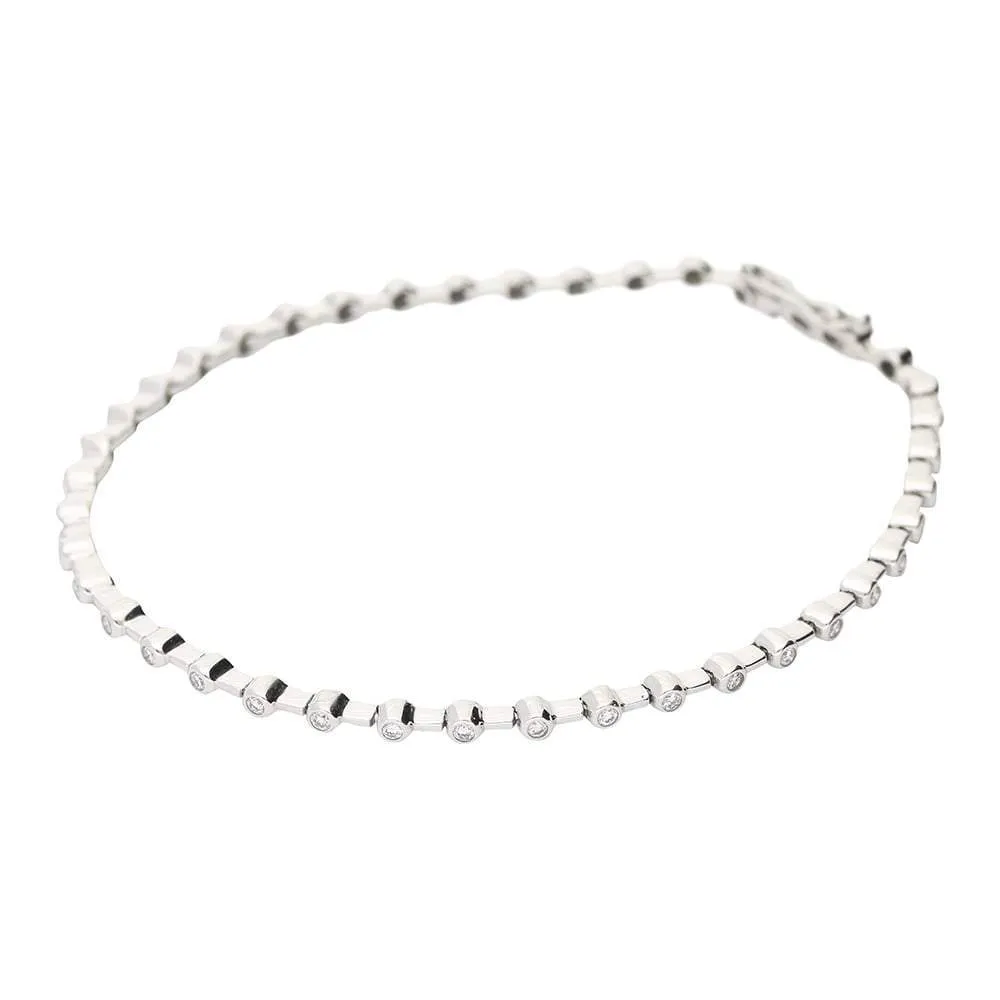 18ct white gold 0.28ct diamond tennis bracelet with 56 diamonds