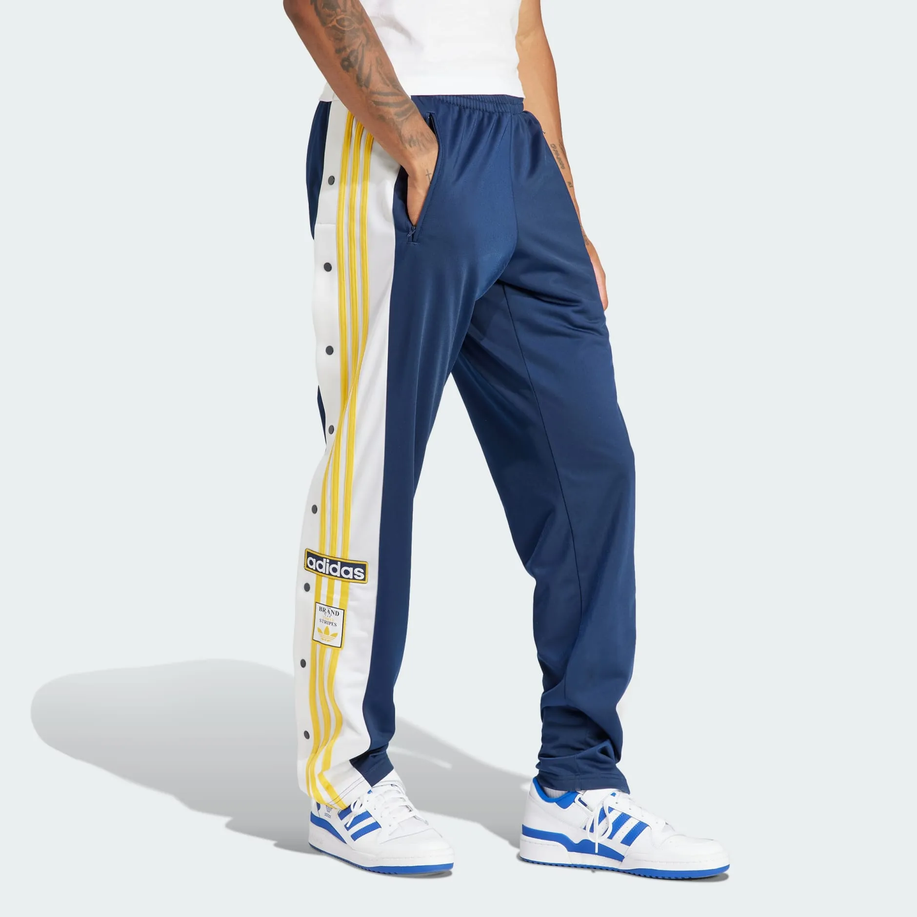 ADICOLOR CLASSICS ADIBREAK TRACKSUIT BOTTOMS - Night Indigo / Bold Gold / White