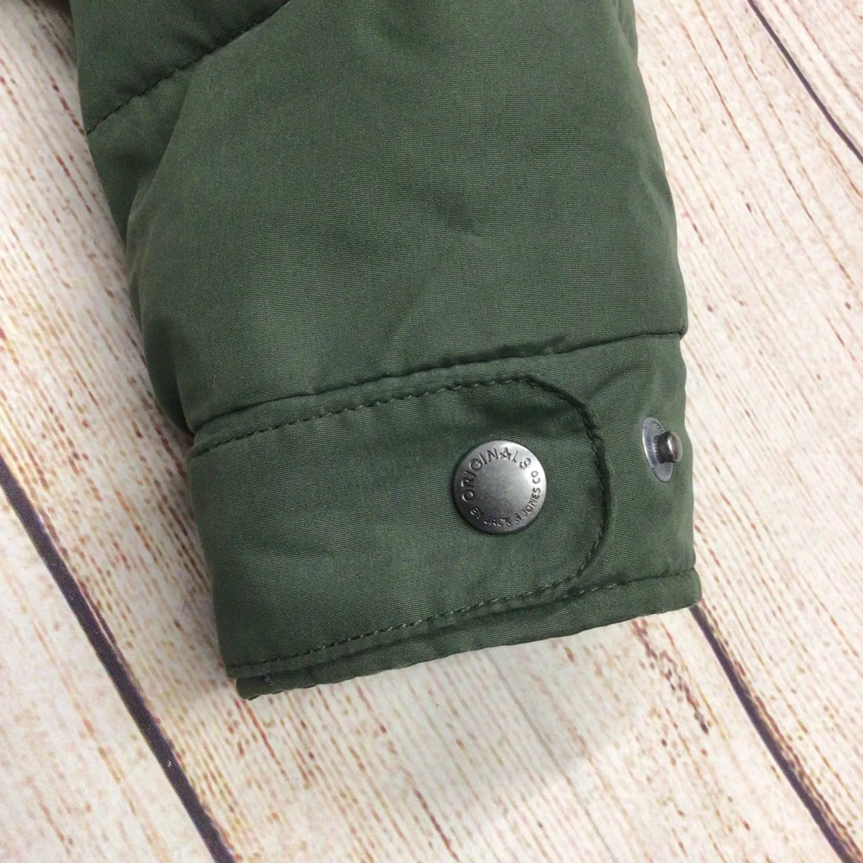 Jack & Jones Green Jorlite Short Puffer Jacket w/Removable Hood Size L