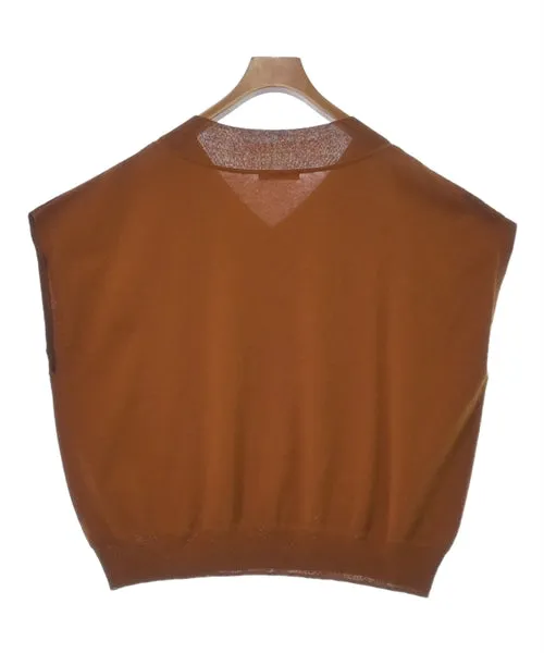 JOURNAL STANDARD Vests