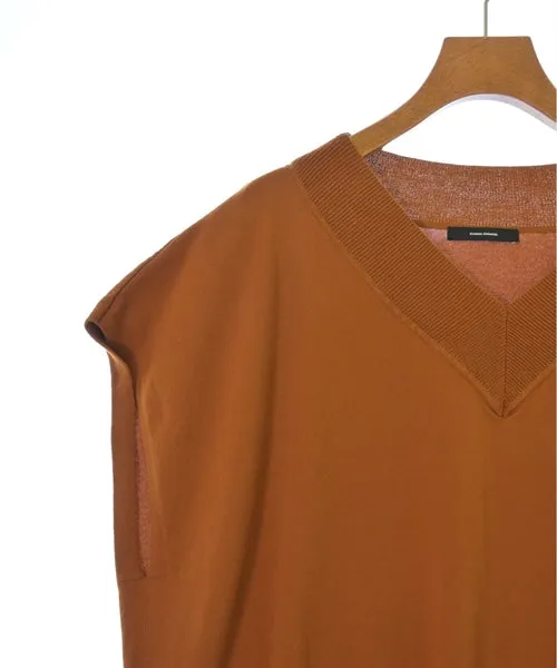 JOURNAL STANDARD Vests