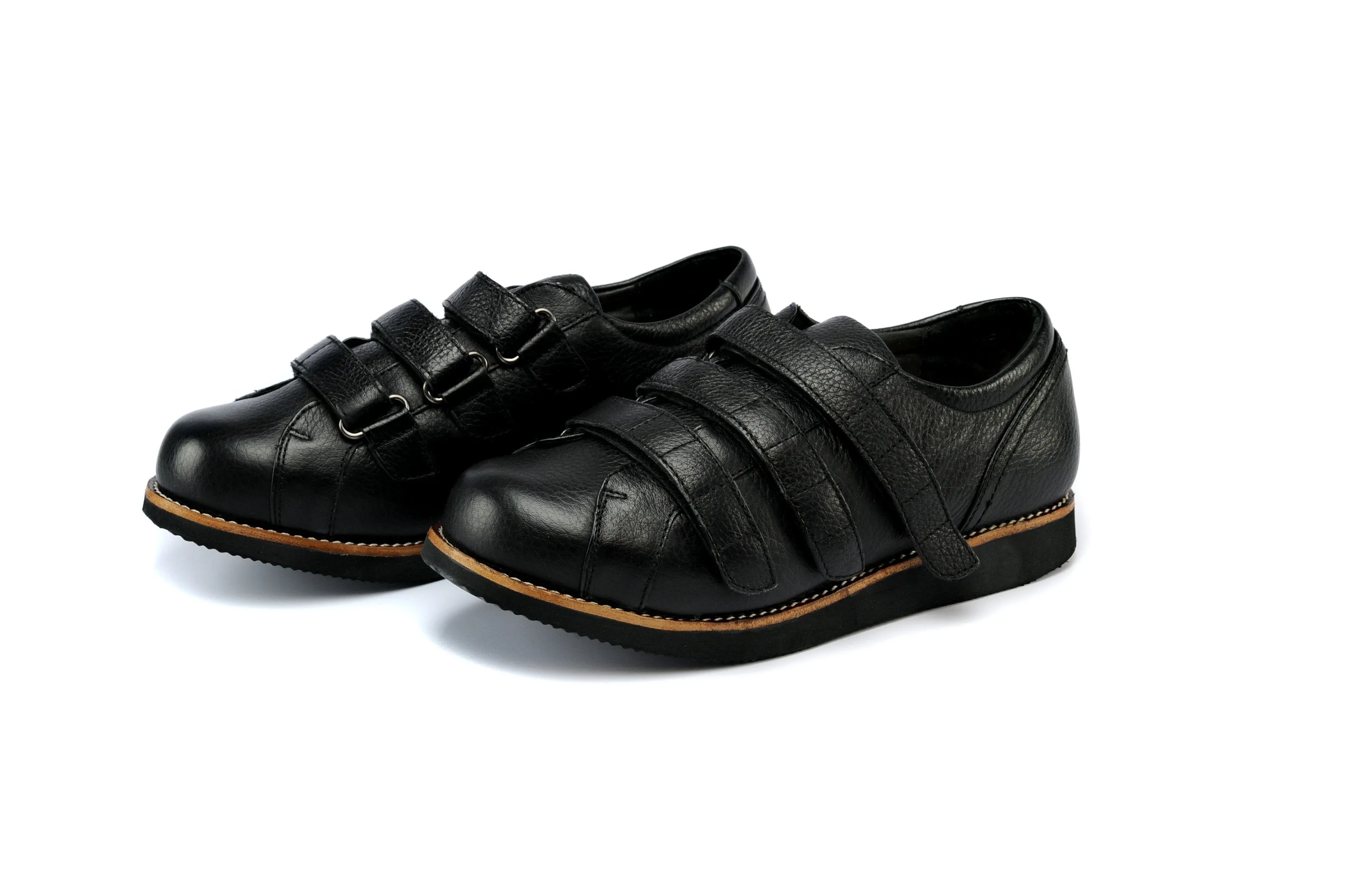 Mt. Emey 511 Black - Men's Surgical Opening Shoes